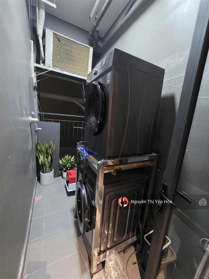 Bán gấp studio cải tạo 1 ngủ nội thất mới toanh giá nhỉnh 2 tỷ