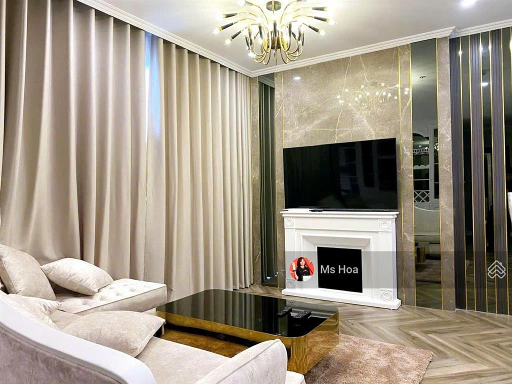 Chuyển về times city cho thuê căn góc 2pn + 1, 2wc luxury, view sông san hô siêu đẹp