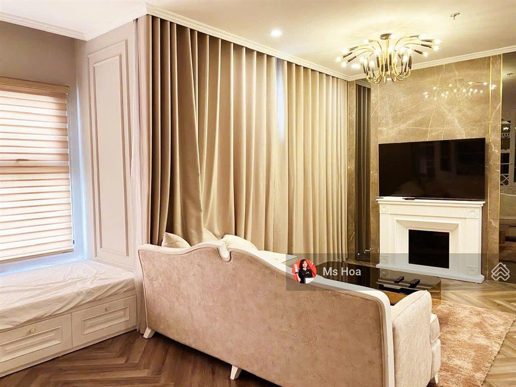 Chuyển về times city cho thuê căn góc 2pn + 1, 2wc luxury, view sông san hô siêu đẹp