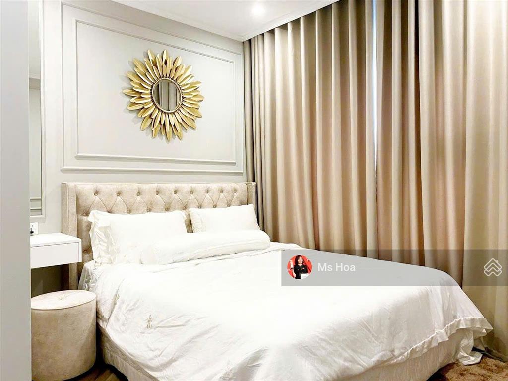 Chuyển về times city cho thuê căn góc 2pn + 1, 2wc luxury, view sông san hô siêu đẹp
