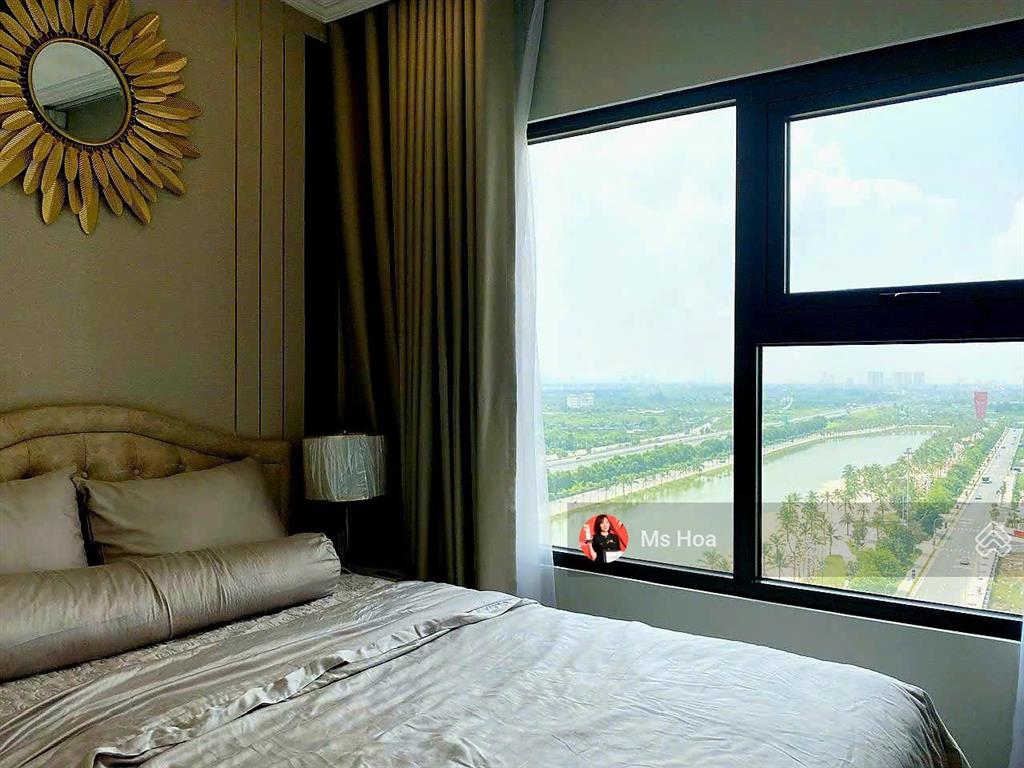 Chuyển về times city cho thuê căn góc 2pn + 1, 2wc luxury, view sông san hô siêu đẹp