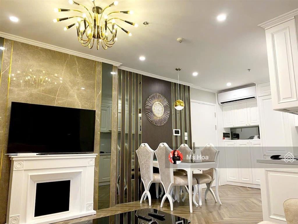 Chuyển về times city cho thuê căn góc 2pn + 1, 2wc luxury, view sông san hô siêu đẹp