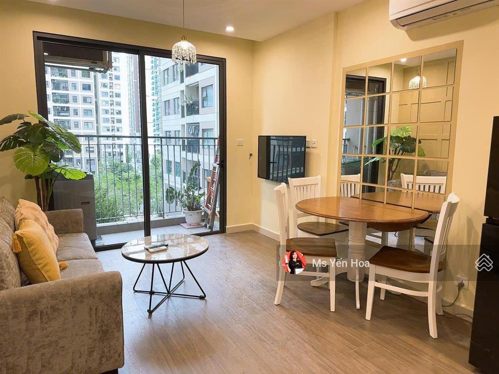 Chính chủ cần bán căn hộ 1n + tòa s1.02 bc đông nam, view thoáng, full nội thất,  0986 784 ***