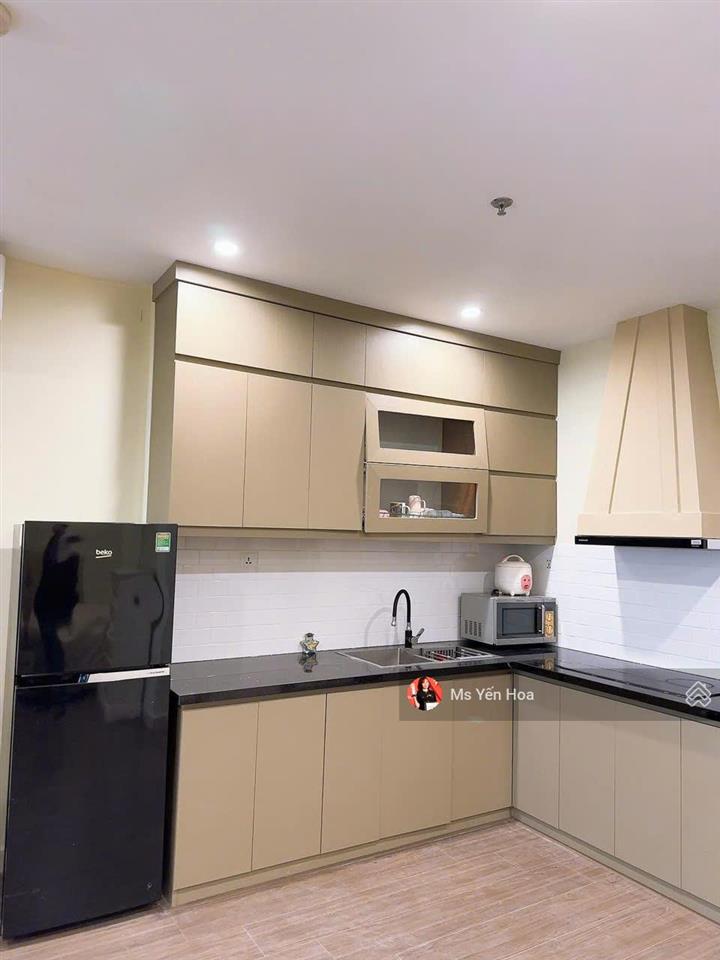 Chính chủ cần bán căn hộ 1n + tòa s1.02 bc đông nam, view thoáng, full nội thất,  0986 784 ***