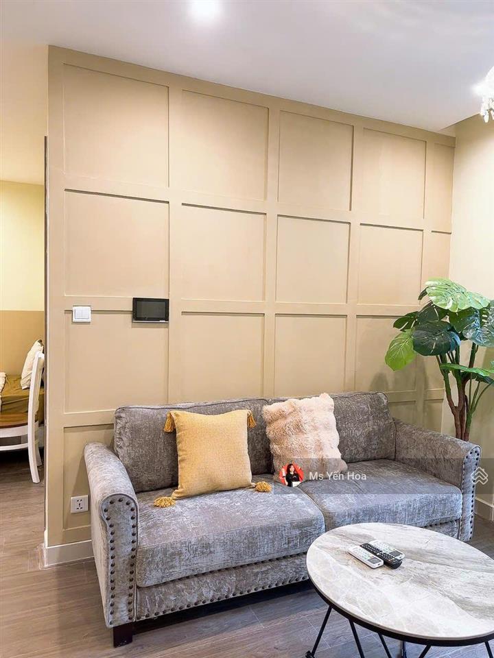 Chính chủ cần bán căn hộ 1n + tòa s1.02 bc đông nam, view thoáng, full nội thất,  0986 784 ***
