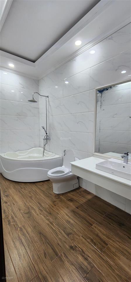 Bán căn biệt thự siêu đẹp, đối diện công viên, sổ hồng hoàn công tại kđt vĩnh điềm trung