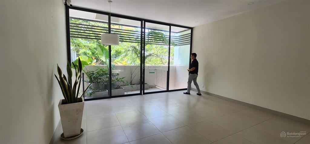 Cho thuê nhà mặt tiền 7m bùi thiện ngộ kđt vcn phước hải nha trang, thích hợp làm văn phòng