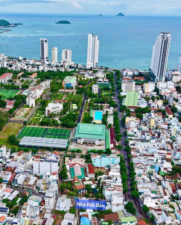 Bán lô kề góc đường phú đức nha trang, cách biển chỉ 800m, dt 43m2 giá 4.2 tỉ