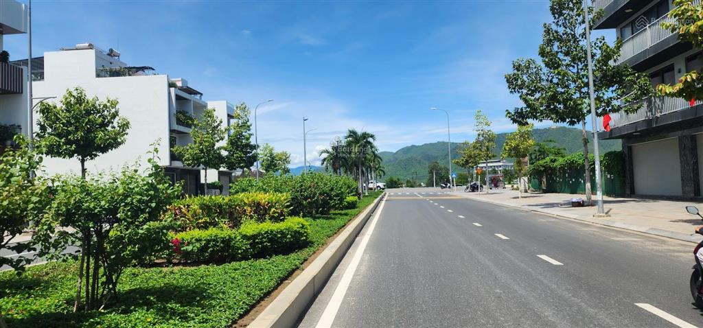 Bán đất đường b5  số 22 khu đô thị vcn phước long 1 rộng 35m kết nối sun, giá 10,5 tỷ