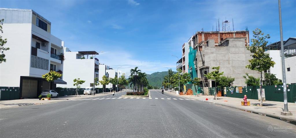 Bán đất đường b5  số 22 khu đô thị vcn phước long 1 rộng 35m kết nối sun, giá 10,5 tỷ