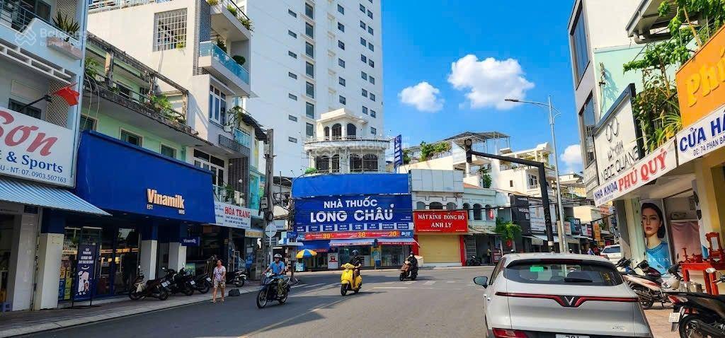 Bán nhà 100m2 mặt phố tại đường phan bội châu, thành phố nha trang, ngay cổng chợ đầm, gần biển