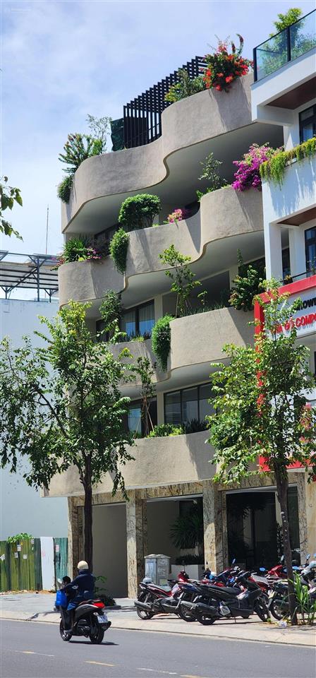 Cho thuê nhà đường thích quảng đức, nhà mới mặt tiền rộng 15m thích hợp làm ngân hàng showroom