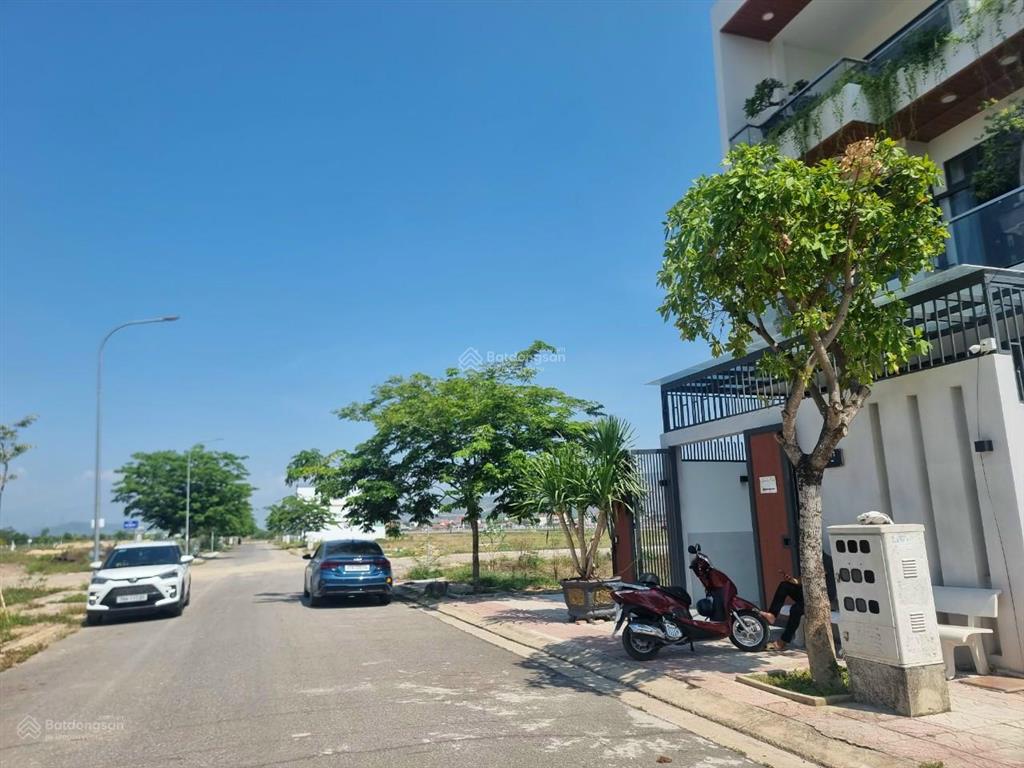 Bán đất đường võ thị sáu khu đô thị nam sông cái, đối diện sân bóng, sân pickle ball giá tốt