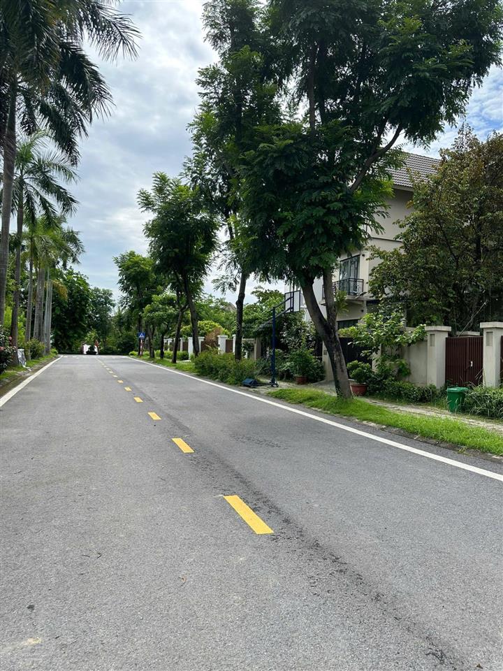 Bán biệt thự 240m khu đô thị sunny graden city sài sơn, quốc oai, hà nội