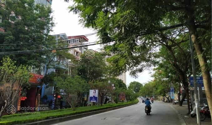 Bán biệt thự 3 mặt tiền 431m² đường lạc long quân, tây hồ, đường ô tô tránh