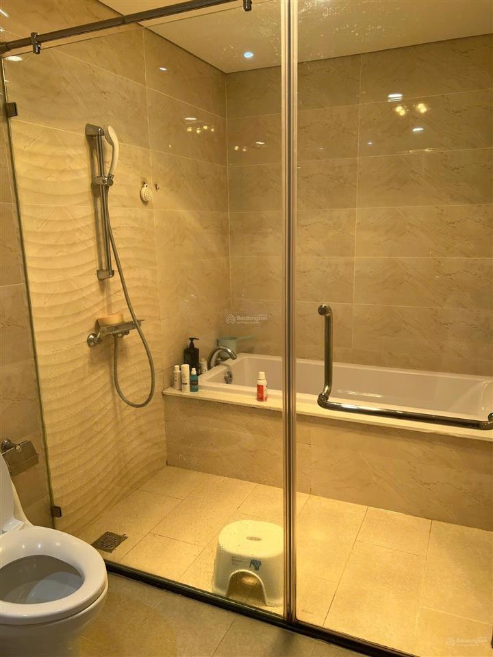 Chung cư vinhomes gradennia lô góc 3pn