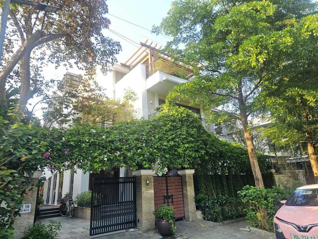 Biệt thự ven đô 240m giá tốt thị trường khu đô thị sunny