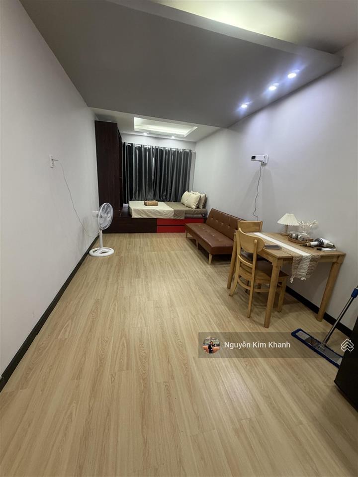 Hxh gần chợ bến thành  kế bánh mì huynh hoa  76m2 4 tầng  7pn tiện kd chdv  khu phố tây q1