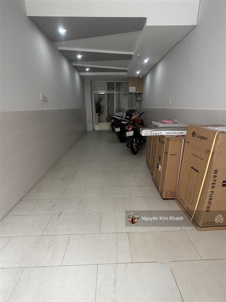 Hxh gần chợ bến thành  kế bánh mì huynh hoa  76m2 4 tầng  7pn tiện kd chdv  khu phố tây q1