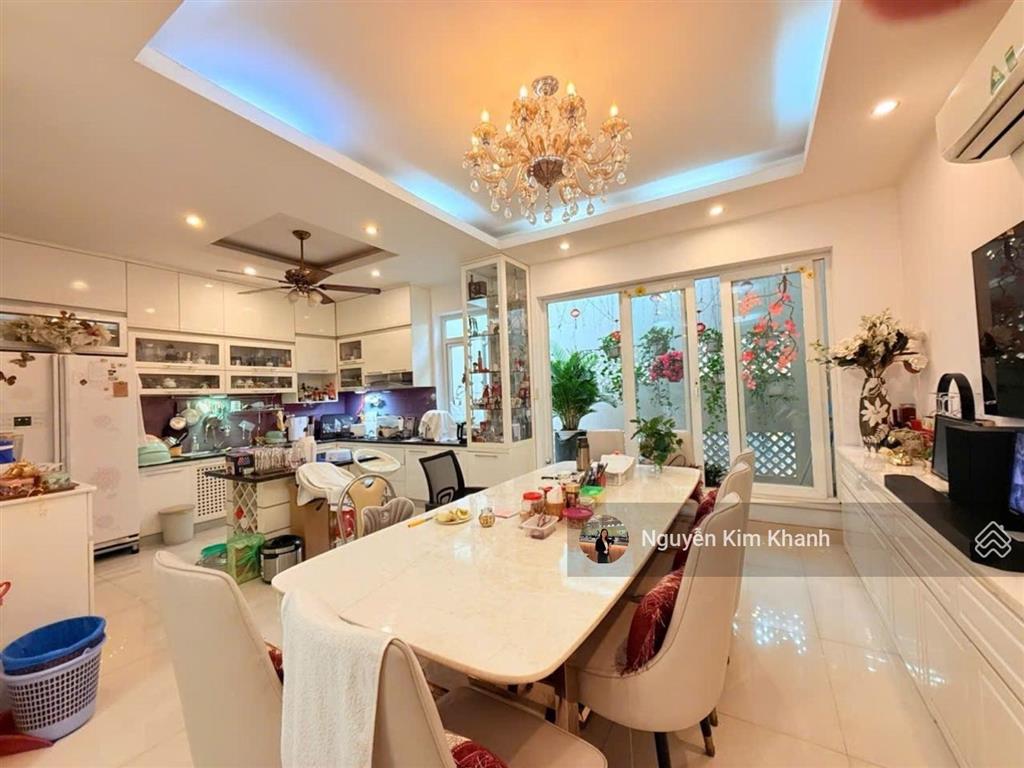 Tòa nhà khu phố nhật  phạm viết chánh p19  hđt 150tr/th  thông ra thảo cầm viên, vinhomes bason