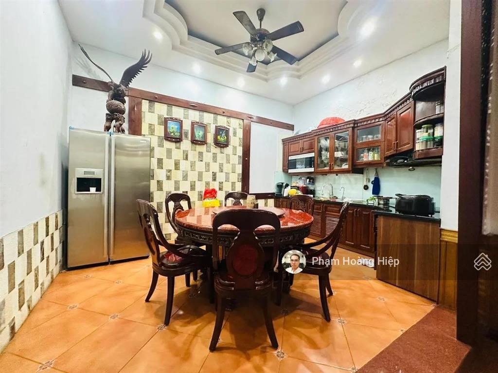 (hiếm)mặt phố nguyễn bá khoản  trung yên 9. 86m2  mt 5m  nhỉnh 44 tỷ  phân lô  vỉa hè