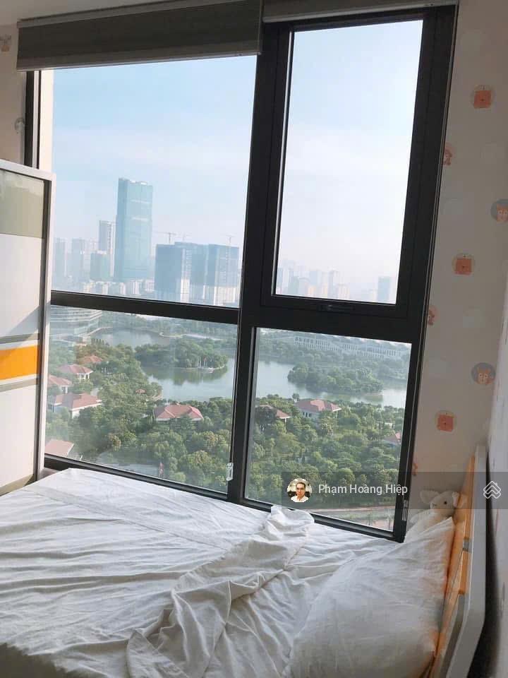 (hiếm) hơn 8 tỷ căn 68.2m2  2 pn  2wc  view hồ  dự án vip vinhomes greenbay.  0858 045 ***