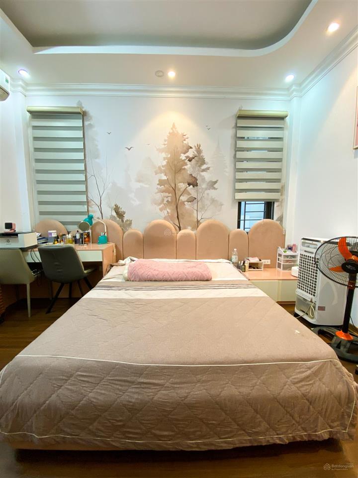 (đầu tư) chùa láng  nhà phân lô ~ 60m2  mt 4,7m  ô tô tránh  vỉa hè  6 tầng tm