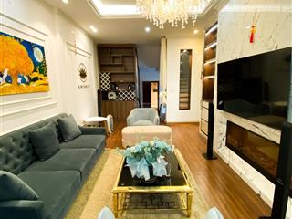 (đầu tư) chùa láng  nhà phân lô ~ 60m2  mt 4,7m  ô tô tránh  vỉa hè  6 tầng tm