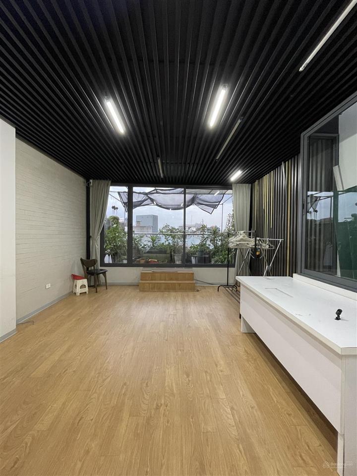 (chính chủ) tam khương  building 60m2 x 7 tầng, thang máy  thiết kế thông sàn. giá 69tr/tháng