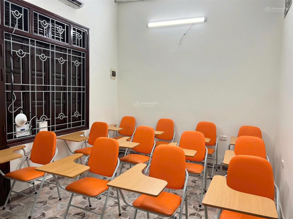 (phòng học) thuê theo giờ  phòng học từ 6  16 học sinh. giá thuê từ 100.000vnđ/1 giờ