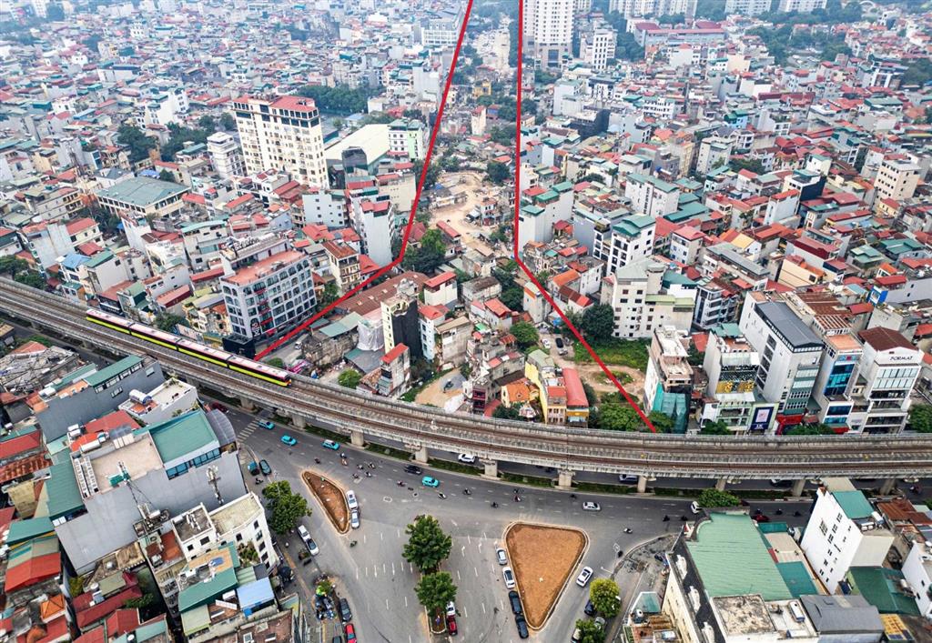 Đất vàng mp trục vành đai 2.5  cầu giấy. 85m2  2 mặt tiền. 10/10 thông xe. giá 47.5 tỷ