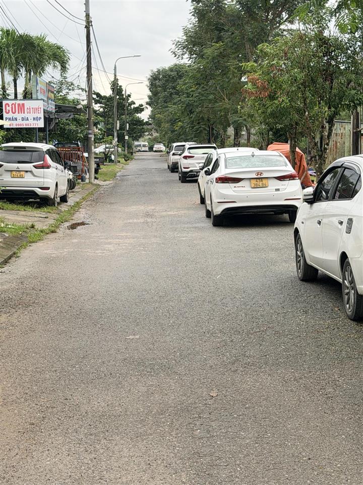 Bán lô đất biệt thự hòa ninh, diện tích 180 m2 ngang 10, đường 5,5 m