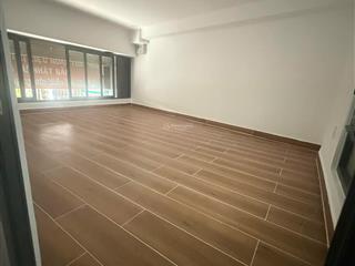 Cho thuê vp mặt tiền lạc long quân  tân bình tiện mở cty, vp giao dịch, có thang máy. giá 17tr/th