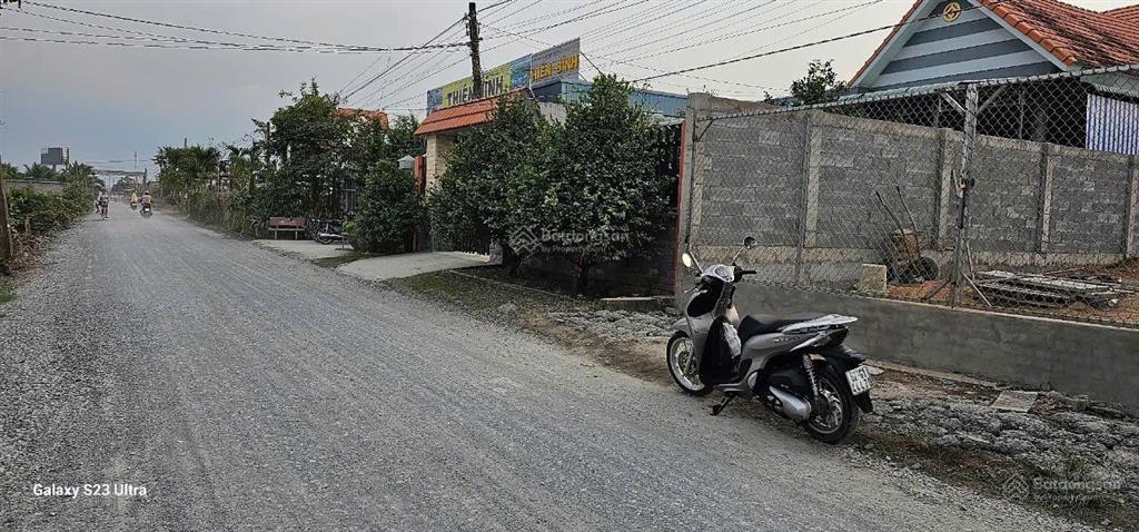 290m2 thổ cư  mặt tiền nối đt 818, 0938 334 ***