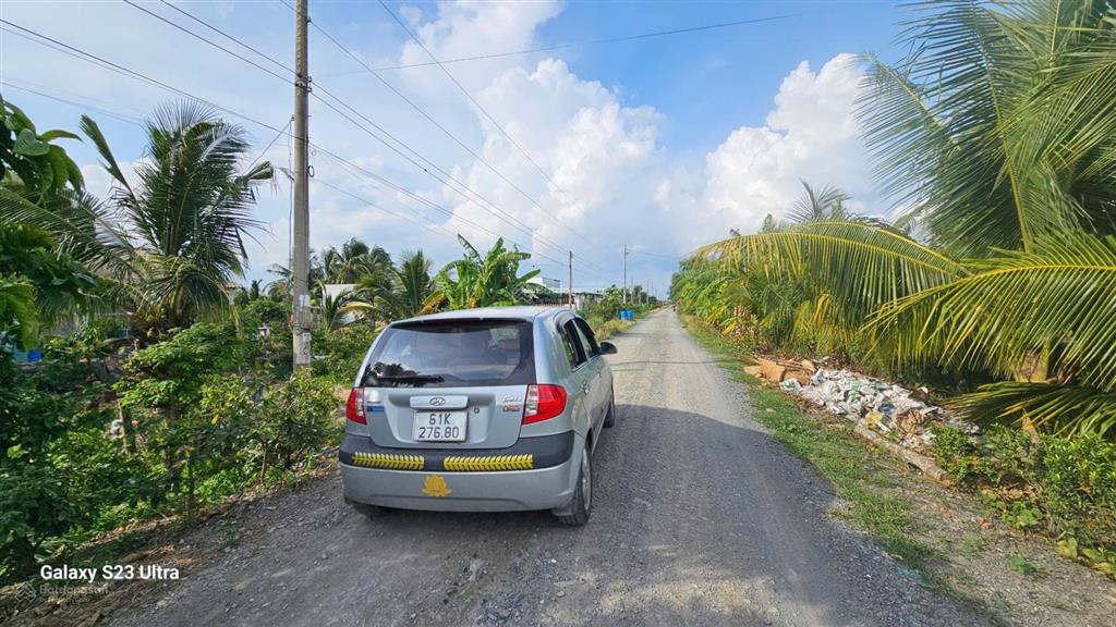 1.080m2 thổ vườn  long an (cũ) 950 triệu, đường ô tô 11m, 0938 334 ***