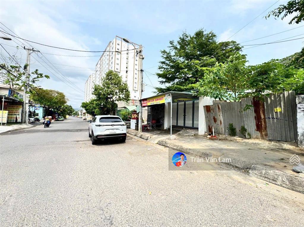 Mặt tiền nguyễn chích vị trí kinh doanh hiếm có, gần biển nha trang