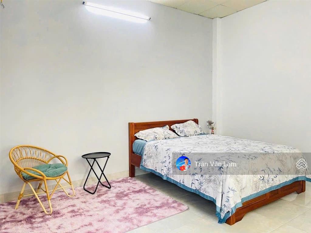 Bán nhà 2 tầng gần biển chỉ 4,65 tỷ, có dòng tiền 11,5 tr/tháng