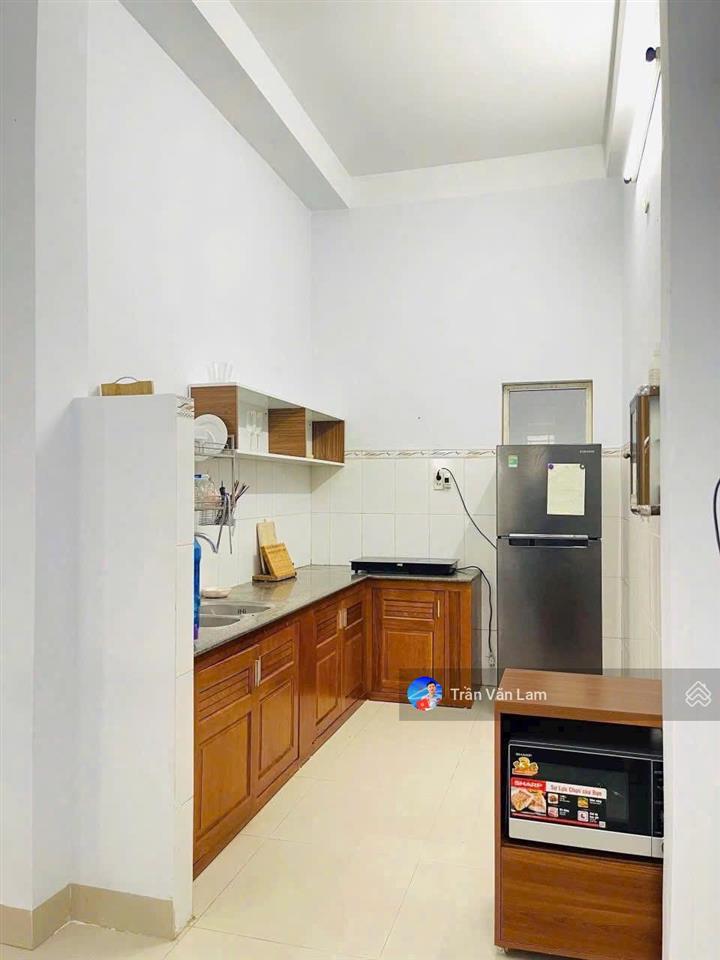 Bán nhà 2 tầng gần biển chỉ 4,65 tỷ, có dòng tiền 11,5 tr/tháng