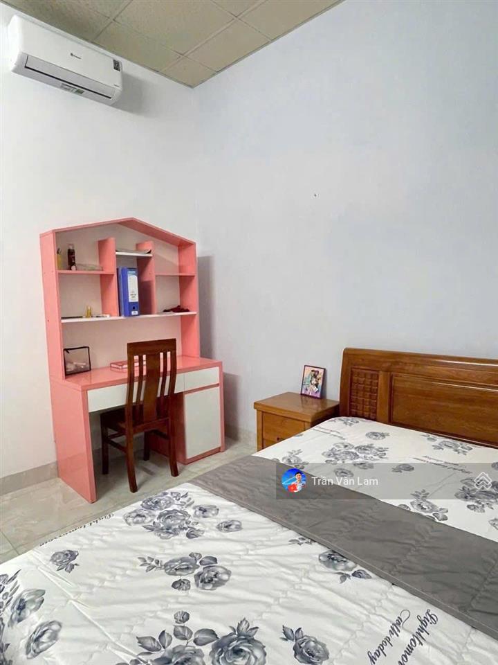 Bán nhà 2 tầng gần biển chỉ 4,65 tỷ, có dòng tiền 11,5 tr/tháng