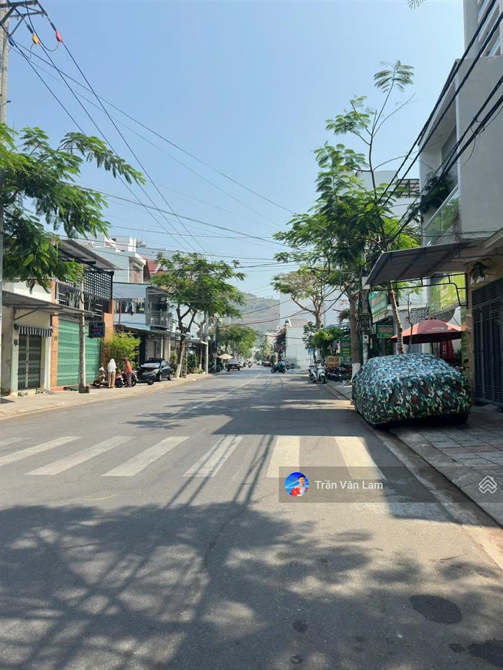 Nhà 4 tầng mặt tiền điện biên phủ đối diện cao đẳng du lịch nha trang