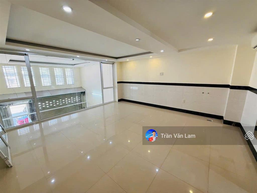 Nhà 4 tầng mặt tiền điện biên phủ đối diện cao đẳng du lịch nha trang
