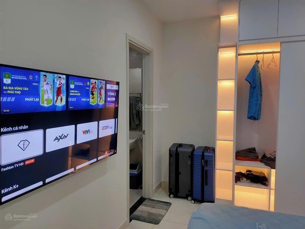 Bán căn hộ 2pn, 72m2 giá 7.2 tỷ, full nội thất.  0964 998 ***