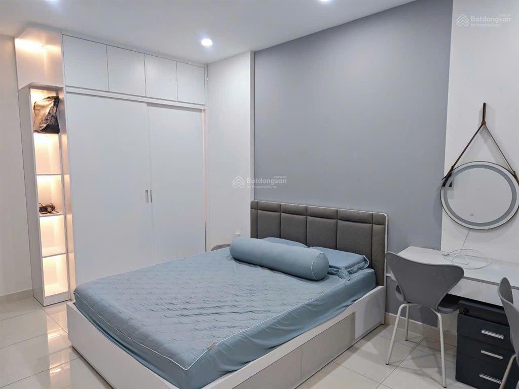 Bán căn hộ 2pn, 72m2 giá 7.2 tỷ, full nội thất.  0964 998 ***