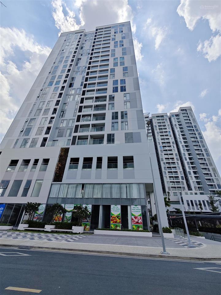 Chính chủ cho thuê căn 2pn urban green vừa xong nội thất.  0964 998 ***
