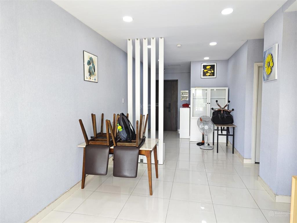 Cho thuê căn hộ cộng hòa garden, căn góc giá 14, full nội thất.  0964 998 ***