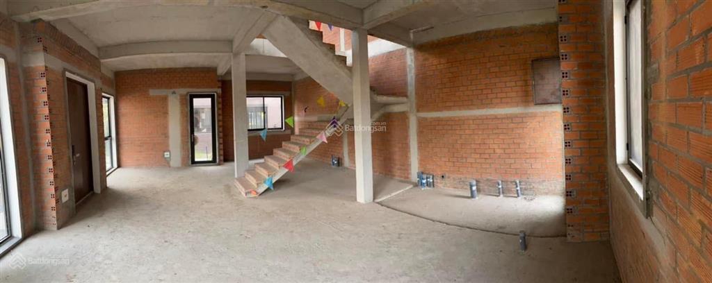 Bán căn btsl phân khu aquaria đối diện công viên