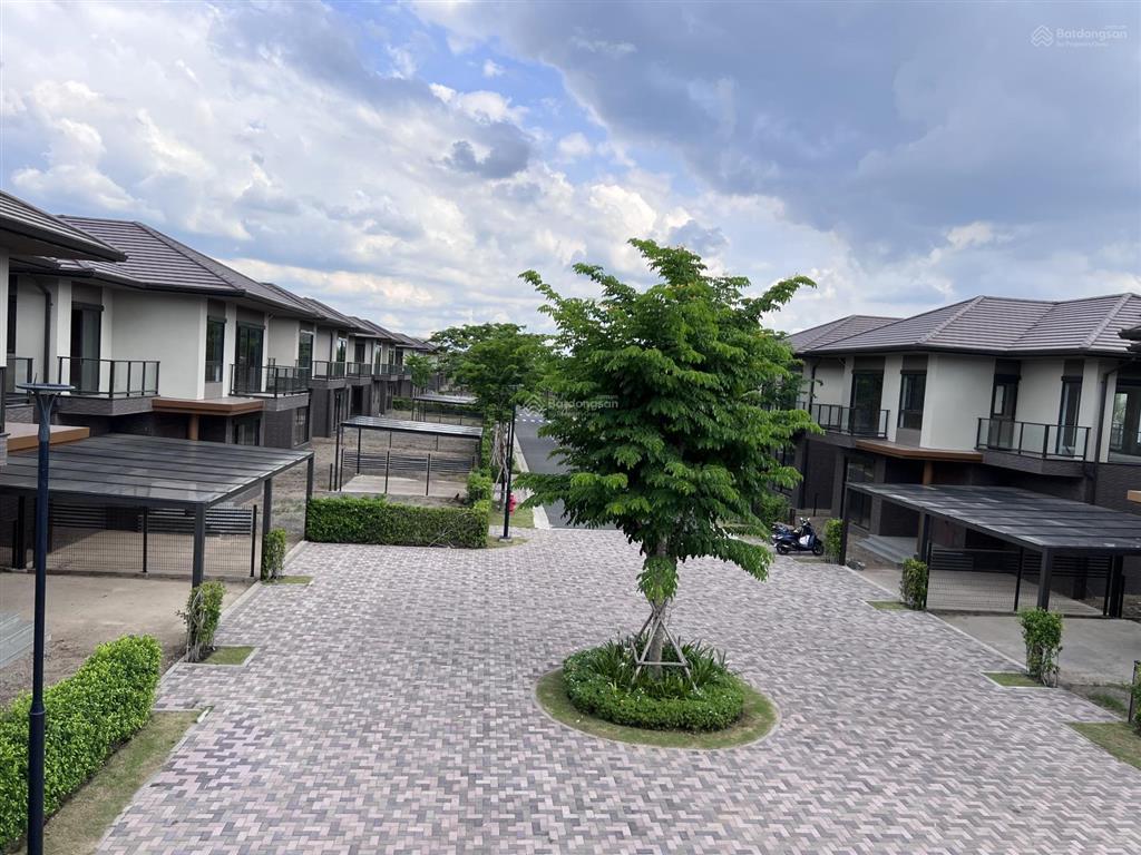 Biệt thự waterpoint 540m2 sân rộng nhà xây sẵn