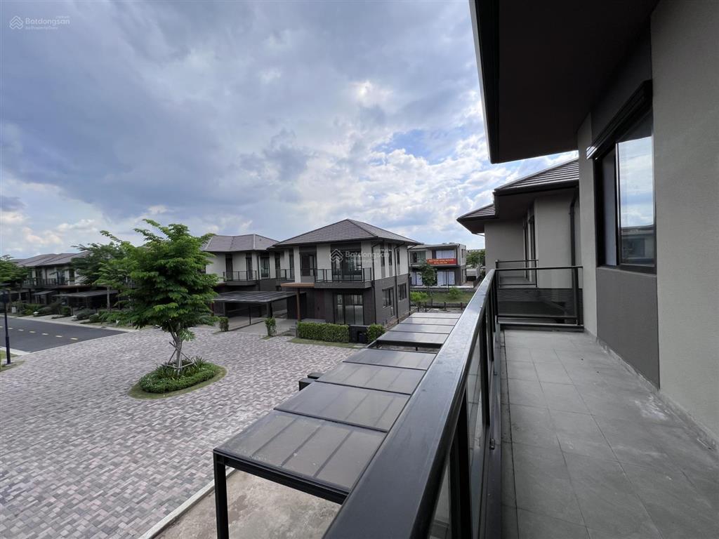 Biệt thự waterpoint 540m2 sân rộng nhà xây sẵn