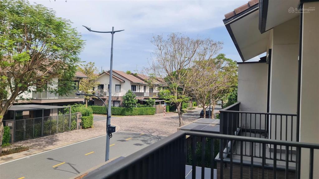 Nhà phố waterpoint đã có sổ hồng đường 16m