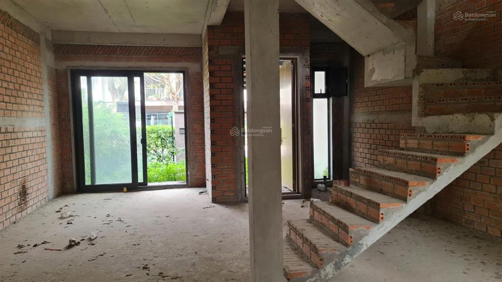 Nhà phố waterpoint đã có sổ hồng đường 16m